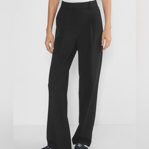 Aritzia Wilfred Effortless Pant (Re)ssential in Black Size 4